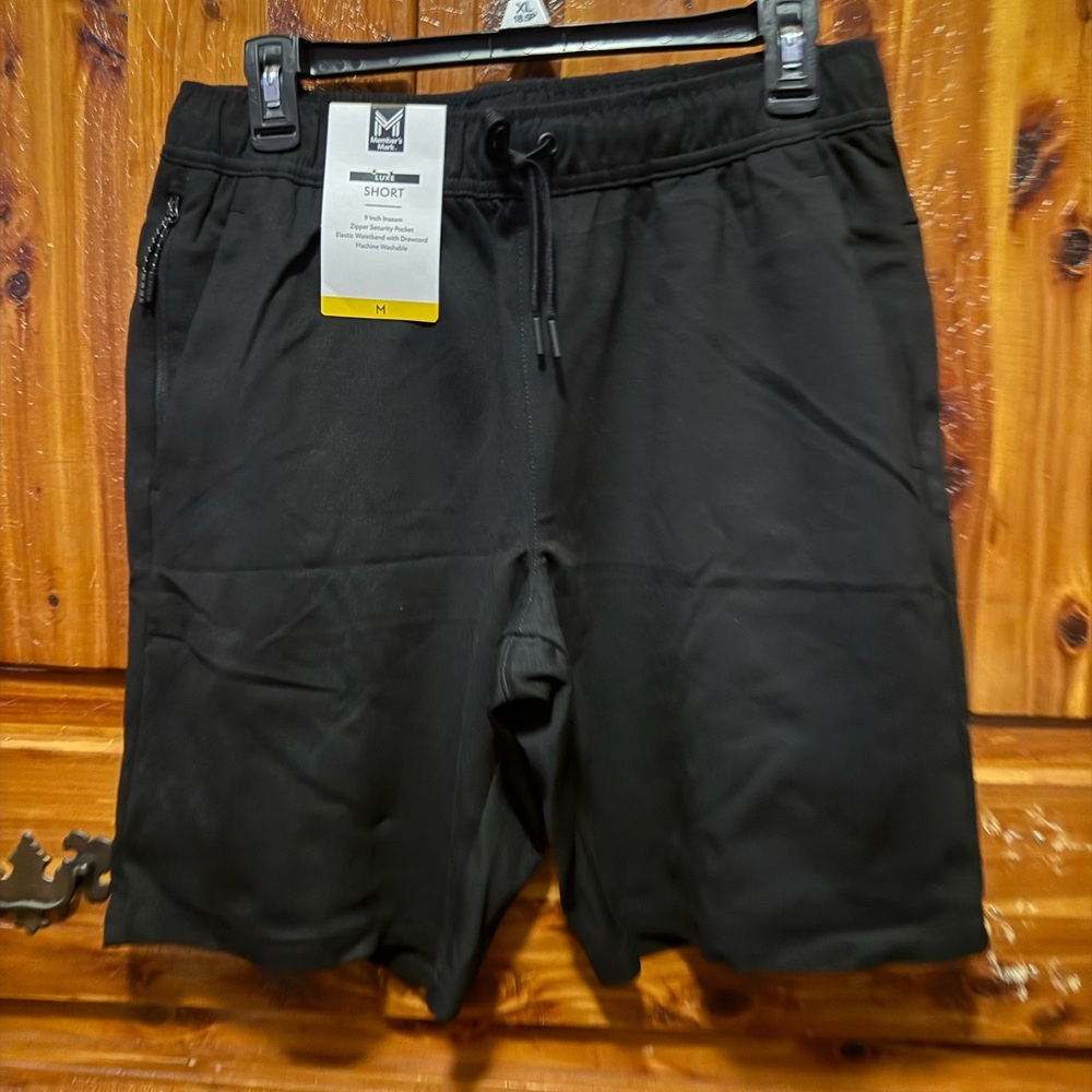 Black Men's Shorts Size Medium